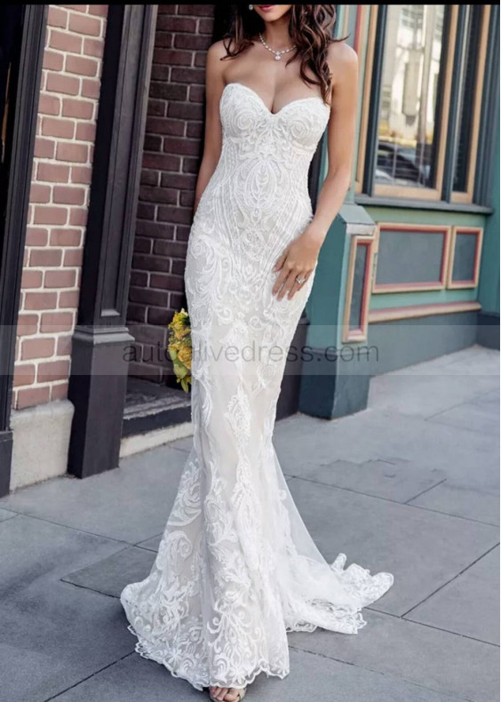 Strapless Sleeveless Ivory Lace Tulle Wedding Dress